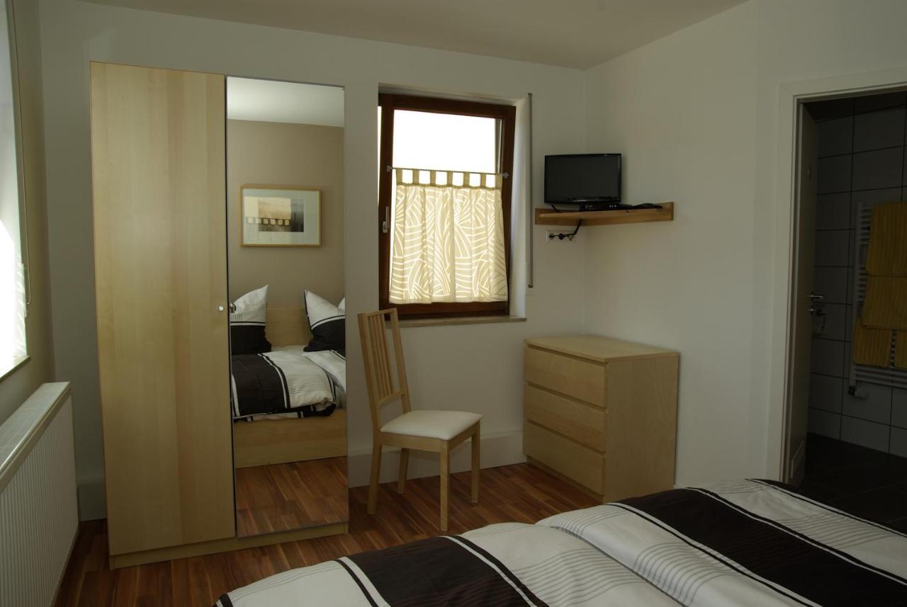 Gaestezimmer Zwischen Neckar Und Enz Hotel Besigheim Kültér fotó